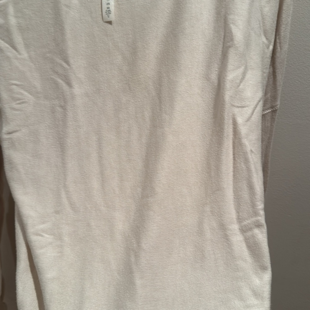 Lululemon Take It All In Women's Cream Long Sleeve Knit Top Size 4 - Picture 8 of 10